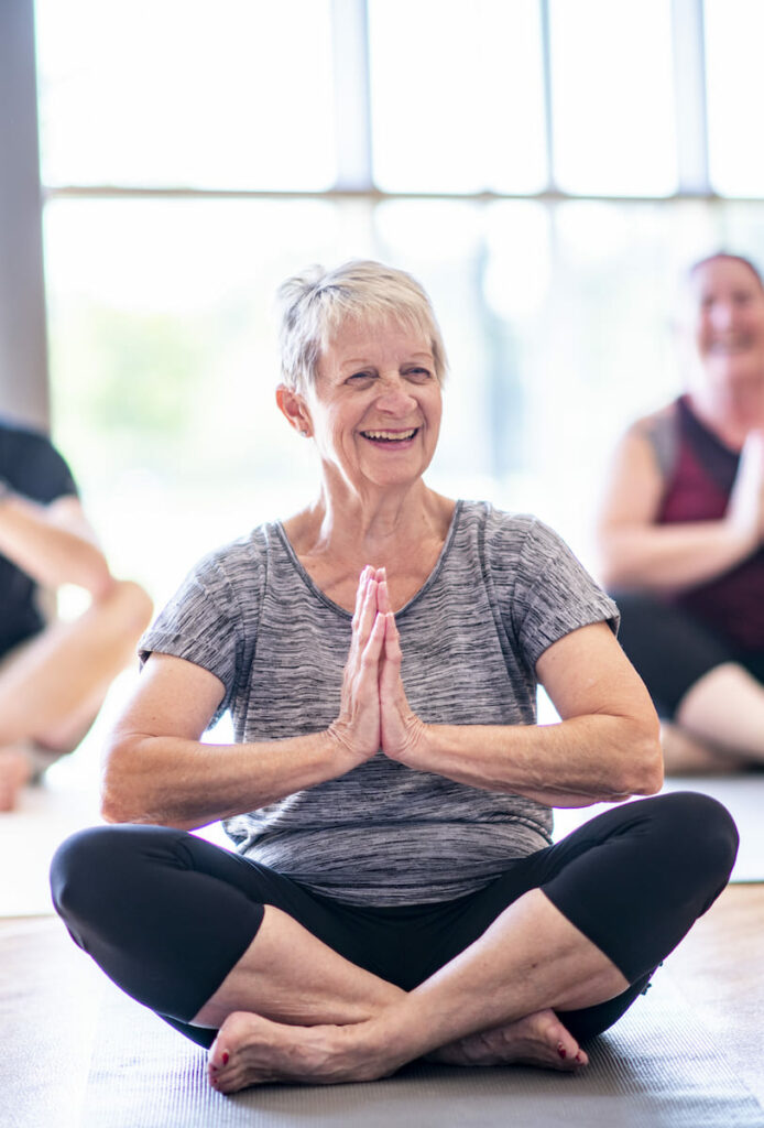Cours de yoga en centre sportif